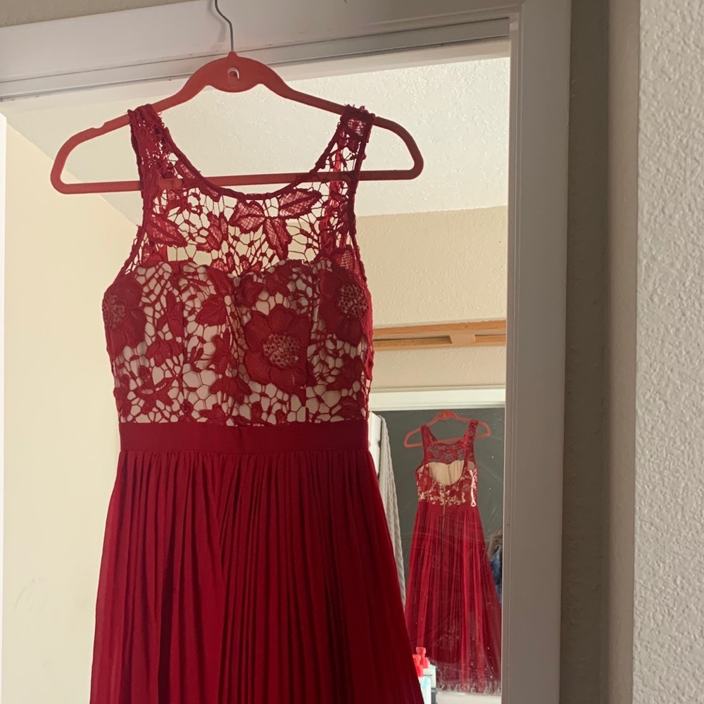 Red dress w/ embroidery flower top